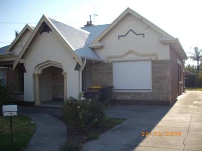 Characteristic Masionette Picture