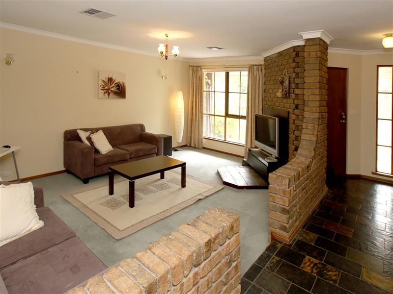 WOODLEA ESTATE - A Most Select Location Picture 2