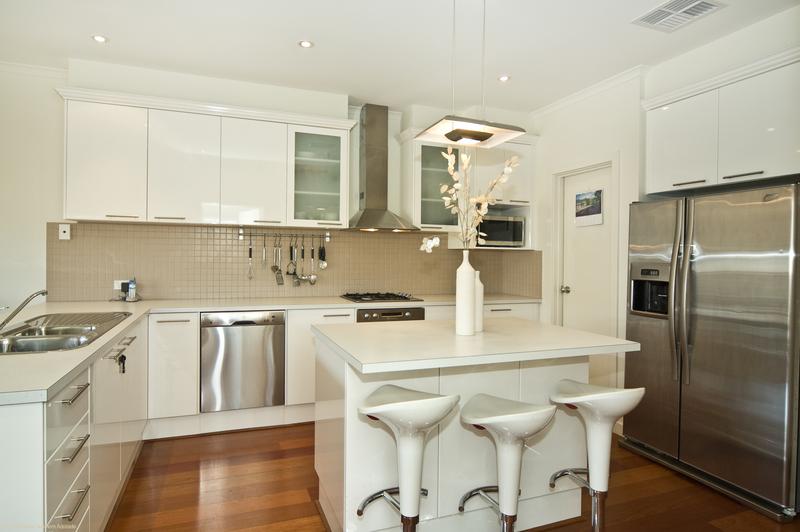 "The OUTLOOK is EVERYTHING" Picture 3