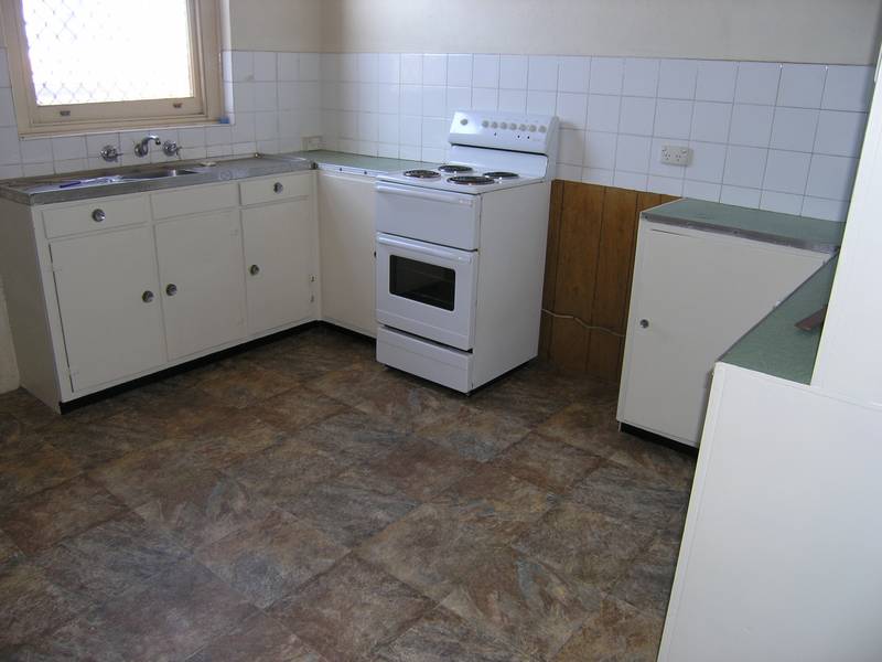 TOWNHOUSE BY THE SEA Picture 2