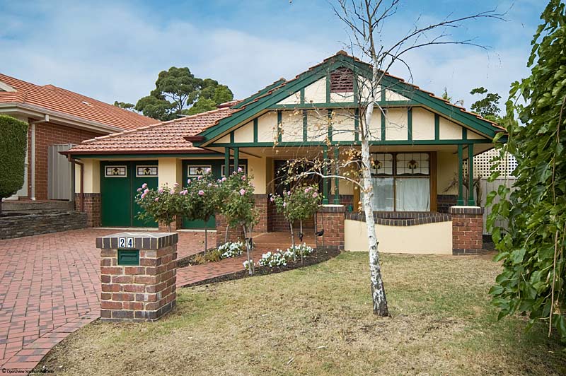 A Great Family Home in A Sought After Suburb. Picture 1