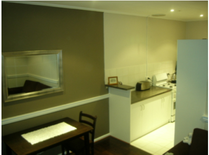 Fantastic Fully Furnished Unit! Picture 1