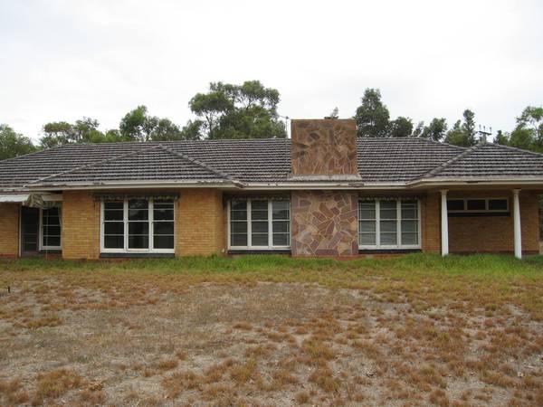 A Great Parcel Of Mother Earth Picture 1