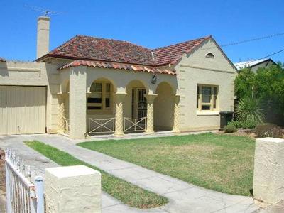 BEAUTIFUL FAMILY HOME Picture BEAUTIFUL FAMILY HOME Picture