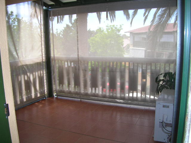 Fridge & Double Bed Included! Picture 2