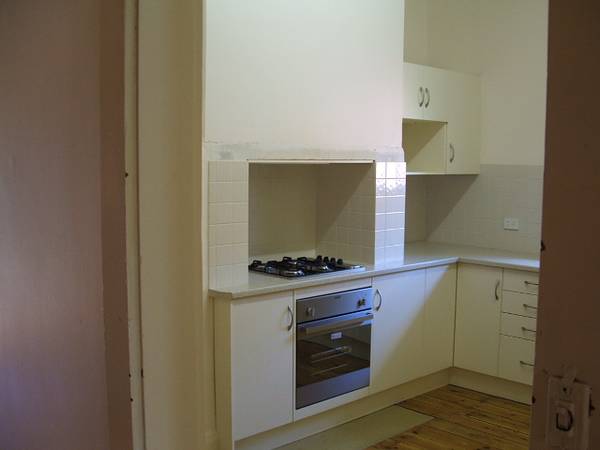 Quiet Street Picture 2