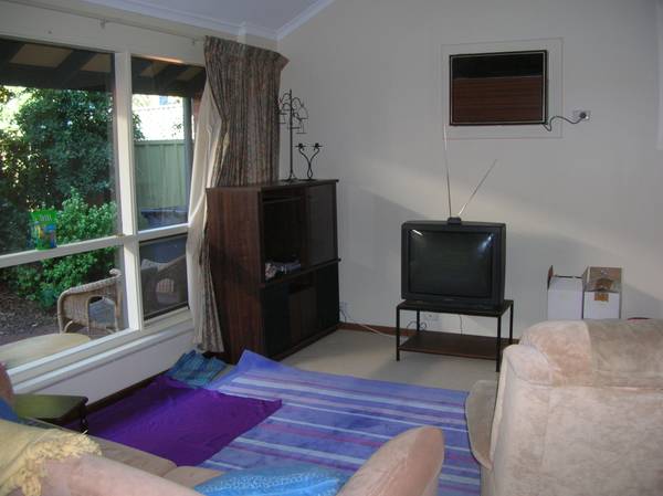 Close to Cosmopolitan King William Road Picture 3