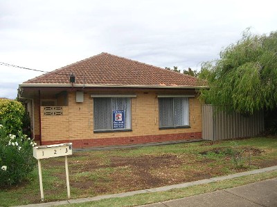 Small Group of 3 Picture Small Group of 3 Picture