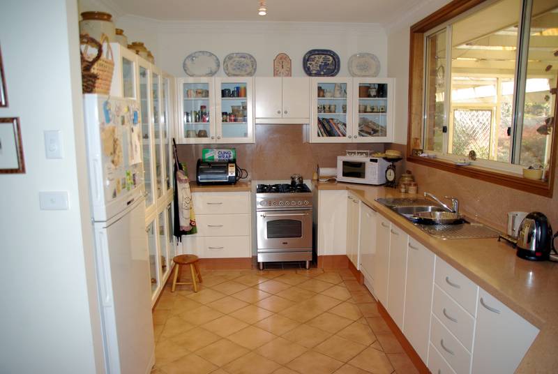 Gracious Country Living Picture 2