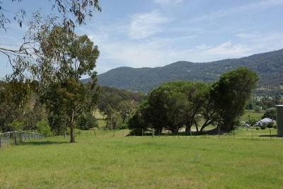 Vacant building block with Scenic views Picture
