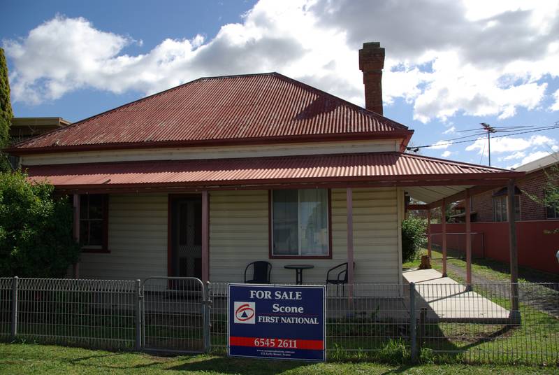 Classic 3 Bedroom Cottage - Scone Picture 1