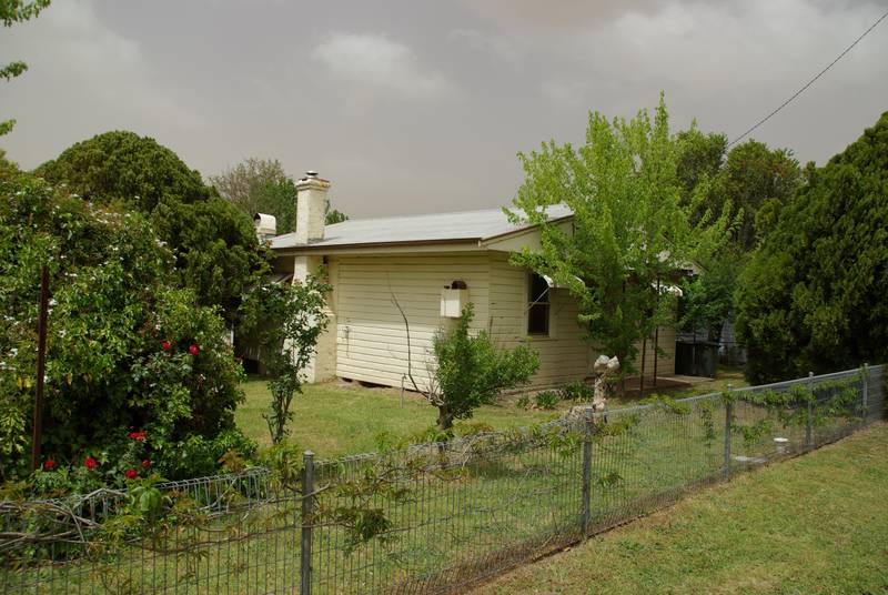 Space, Location and Price! Picture 1