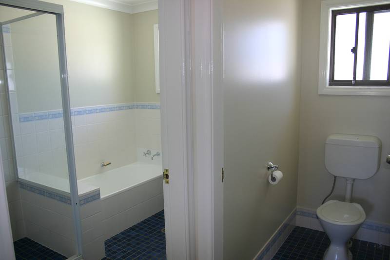 OUTSTANDING INVESTMENT OPPORTUNITY Picture 3