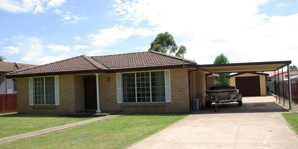 Neat & Tidy 3 Bedroom Family Home, Gould St Satur Picture 2