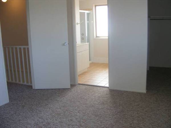 Lovely 4 bedroom family home Picture Lovely 4 bedroom family home Picture