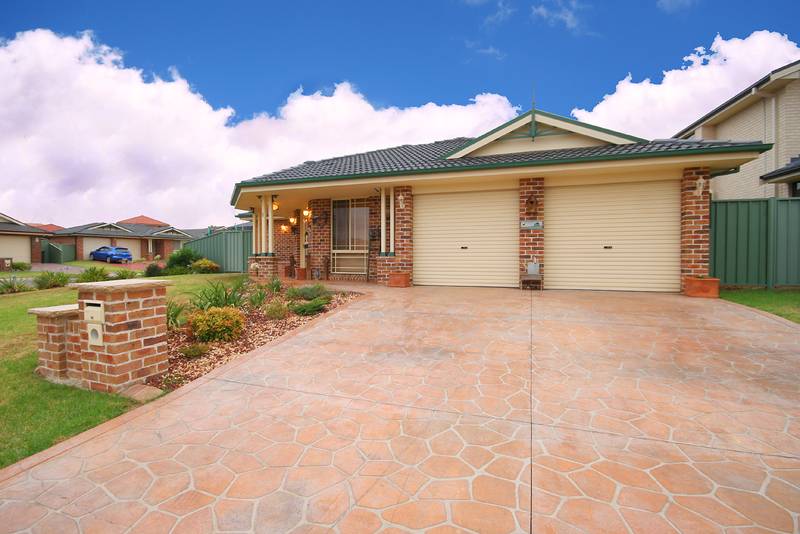 Comfortable Family Living Picture 2