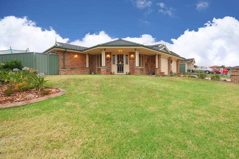 Comfortable Family Living Picture 1