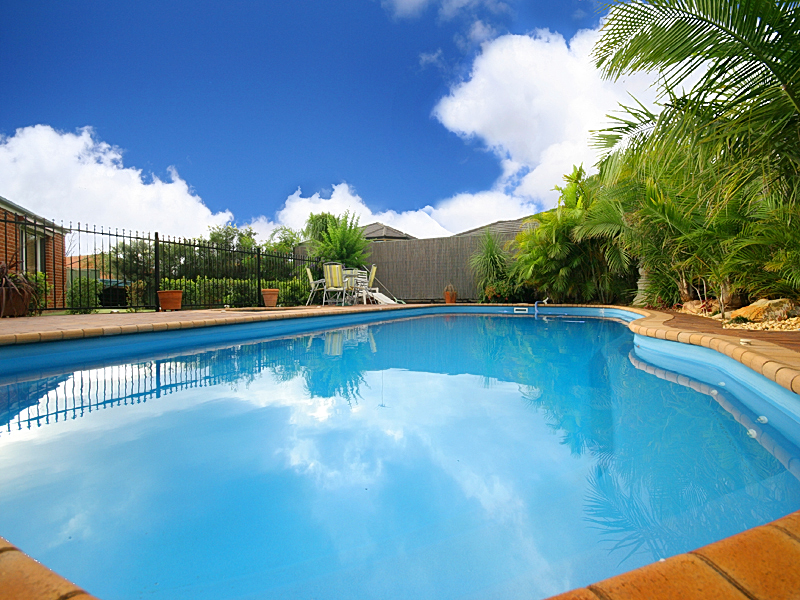 Grand Proportions In Blue Hills Picture 2