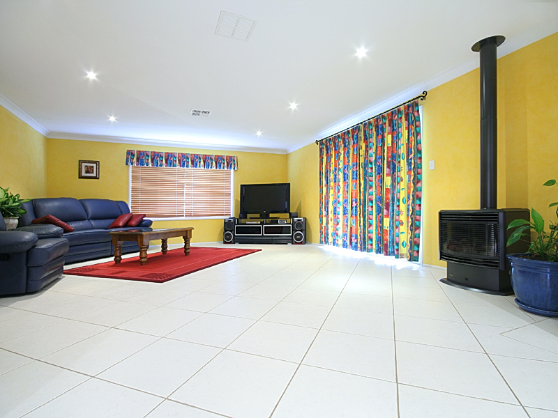 Grand Proportions In Blue Hills Picture 3