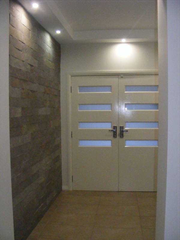 ULTRA MODERN! Picture 2