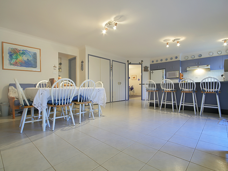 BLUE HILLS LIVING Picture 3