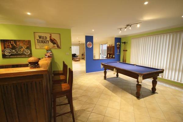 Attention Investors or first home buyers Picture 3