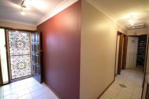 Bargain on a 663sqm block! Picture 2