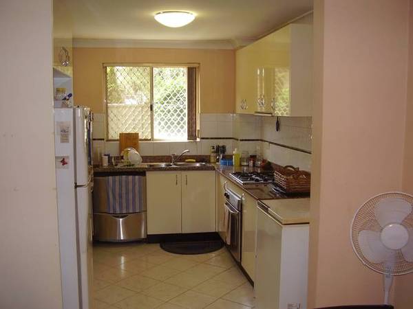 OPPOSITE BANKSTOWN CENTRO Picture