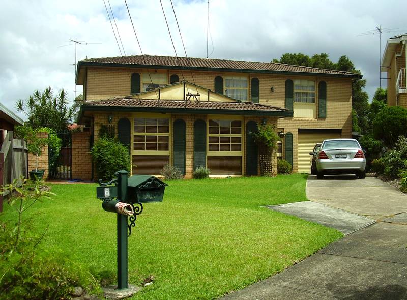 A PERFECT HOME IN A PERFECT SETTING Picture 1