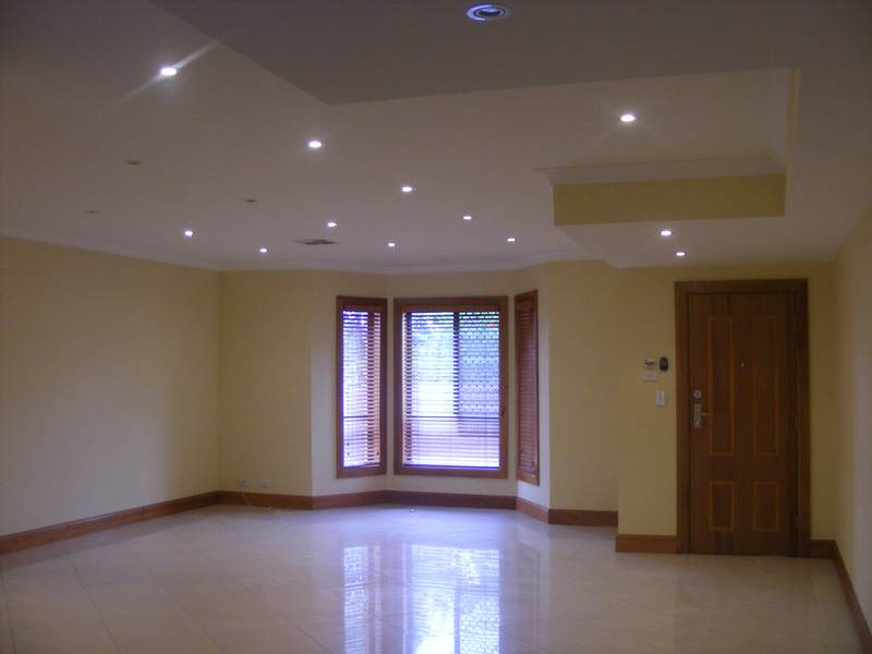 MOVE STRAIGHT IN ! Picture 2