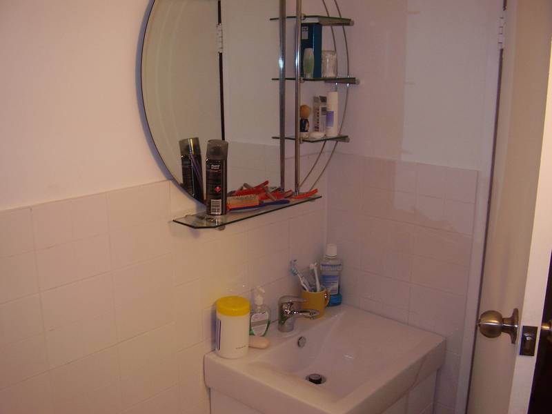 FULLY RENOVATED UNIT Picture 2