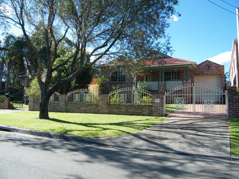 LIVE IN STYLE Picture 1