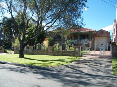 LIVE IN STYLE Picture