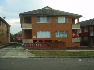 BARGAIN HUNTERS Picture