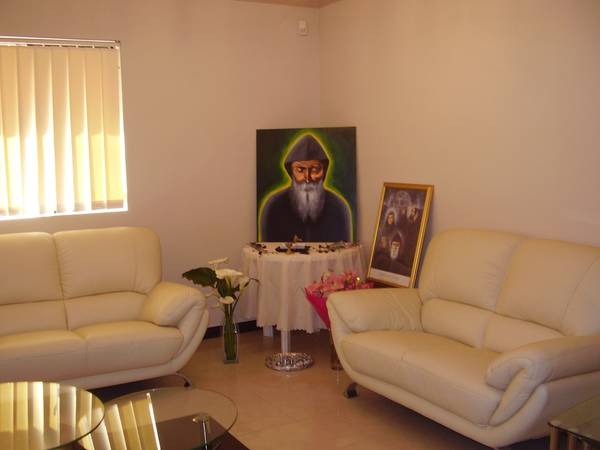 ONE NOT TO BE MISSED Picture 2