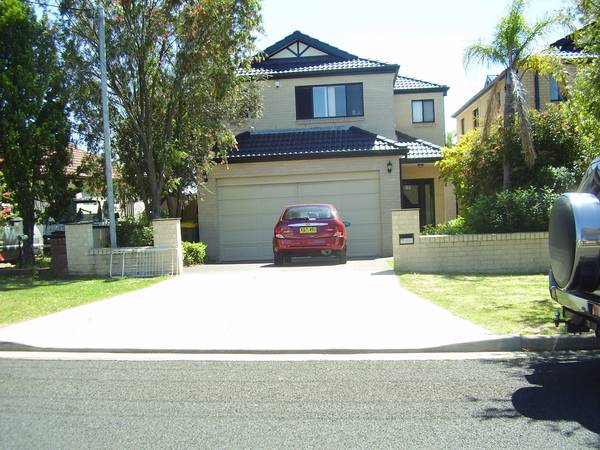 ONE NOT TO BE MISSED Picture 1