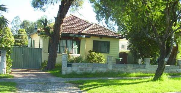 BEAUTIFULLY PRESENTED Picture 1