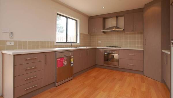 Simply Stunning Picture 2