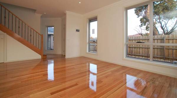 Smart, Slick & Full of 5 Star Luxuries Picture 3