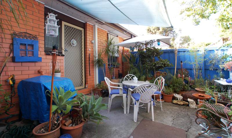 First homebuyers or investors Picture 3