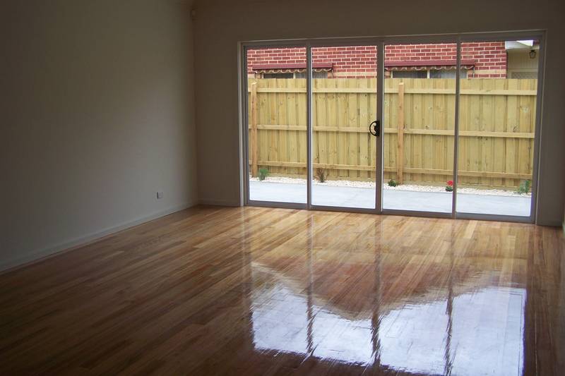 Brand New 3 Bedroom Unit Picture 2