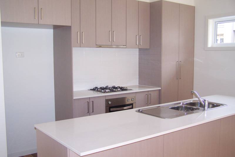 Brand New 3 Bedroom Unit Picture 3