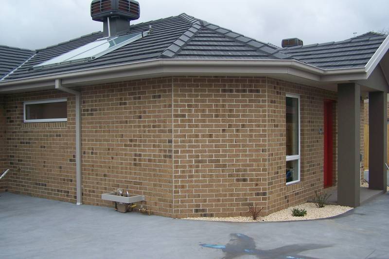 Brand New 3 Bedroom Unit Picture 1