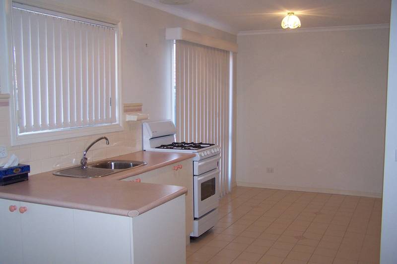 Cosy 1 Bedroom Villa Unit Picture