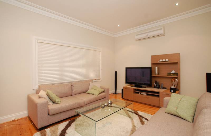 The Complete Make Over Picture 3