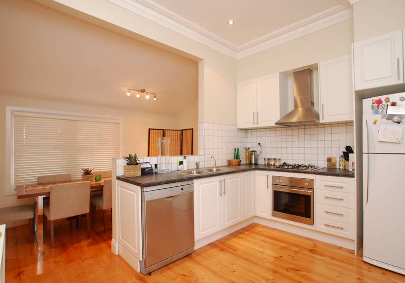 The Complete Make Over Picture 2