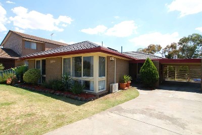 Family Friendly with Dual Access Picture Family Friendly with Dual Access Picture