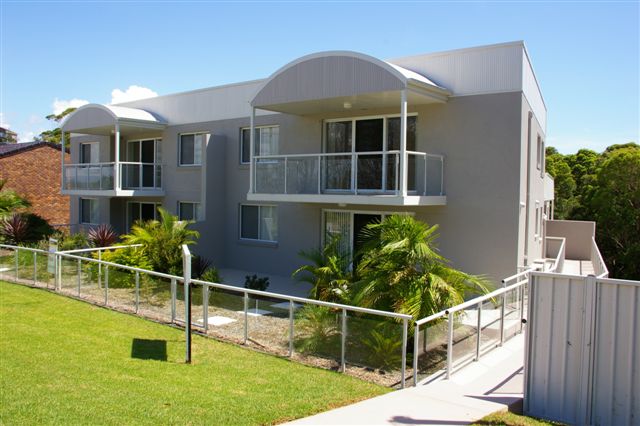 Parkview Court Picture 1