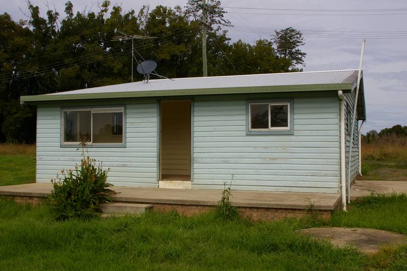 Two Bedroom Cottage At Warrell Creek Picture 3