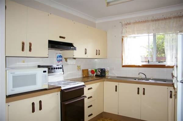 CONVENIENT LIVING Picture 2